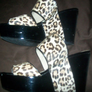 nine west patent and hairy wedge size 9.5